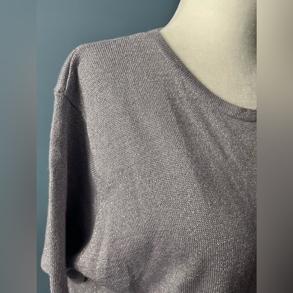 Villager by Liz Claiborne Pale Purple w/ a Sparkle Sweater w/ Short Sleeves!! - Picture 3 of 9